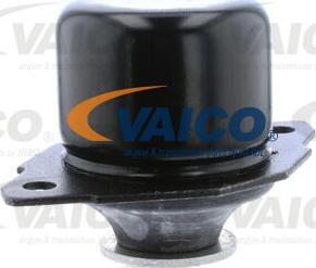 VAICO V10-1108 - Holder, engine mounting xparts.lv