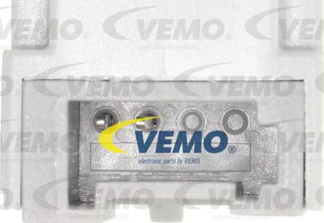 Vemo V40-73-0068 - Switch, clutch control (cruise control) xparts.lv
