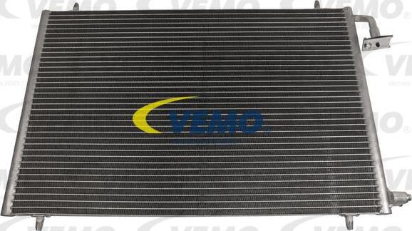 Vemo V42-62-0001 - Condenser, air conditioning xparts.lv