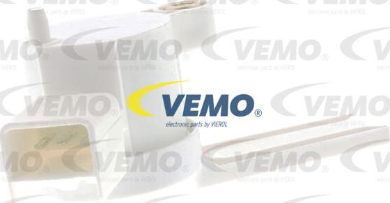 Vemo V51-73-0091 - Brake Light Switch xparts.lv