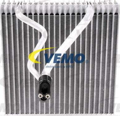 Vemo V10-65-0007 - Evaporator, air conditioning xparts.lv