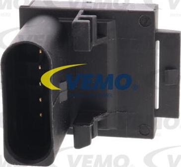 Vemo V10-73-0490 - Выключатель, привод сцепления (Tempomat) xparts.lv
