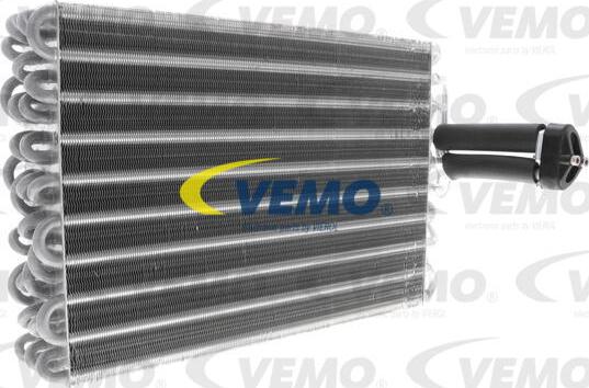 Vemo V30-65-0034 - Испаритель, кондиционер xparts.lv