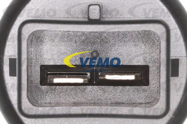 Vemo V25-08-0015 - Ūdenssūknis, Lukturu tīrīšanas sistēma xparts.lv