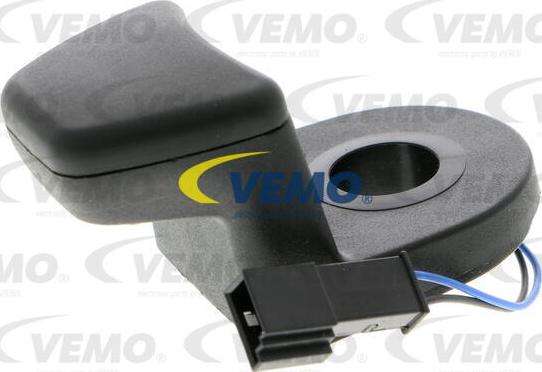 Vemo V20-73-0193 - Switch, rear hatch release xparts.lv